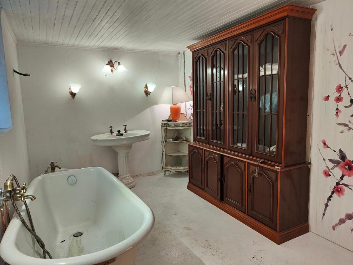Saint-Regis-du-Coin Ancienne Petite Ferme Renoveeヴィラ エクステリア 写真